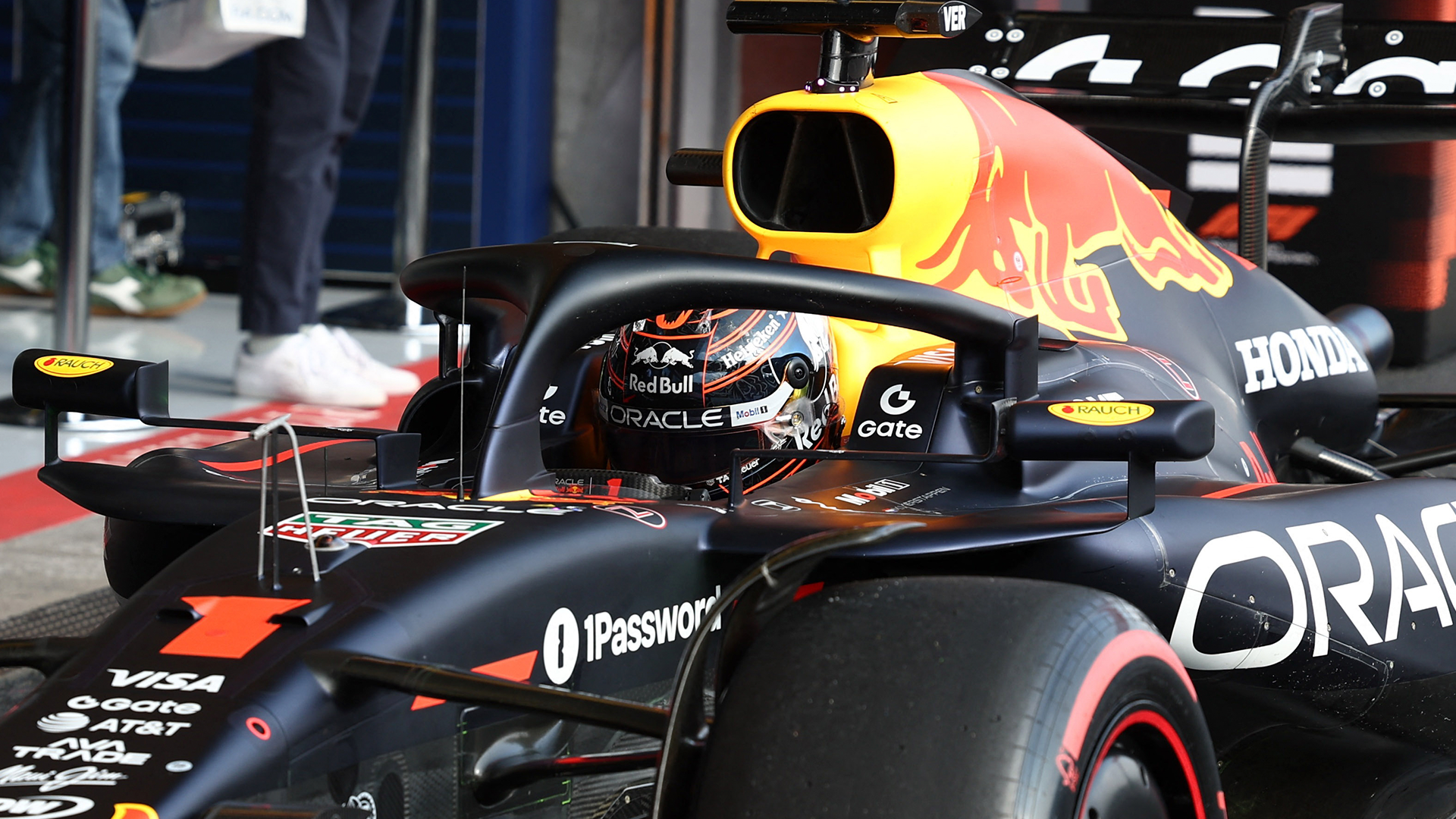 スポーツ選手 Perez 2021 Red Bull F1 Used Nomex 2021 Mexico GP Sergio Perez Race-Used Nomex Undershirt + COA